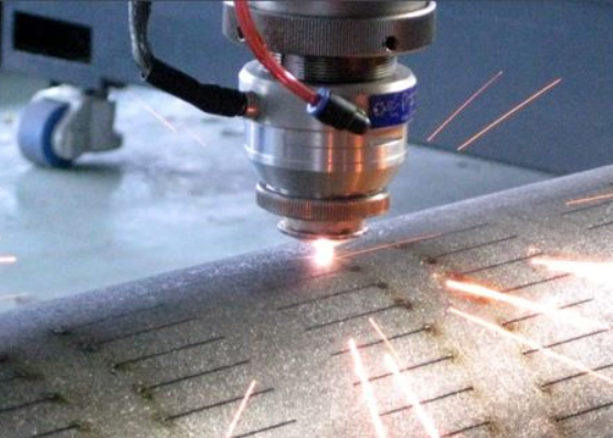 如何知道金屬激光切割機(jī)產(chǎn)品質(zhì)量好壞？